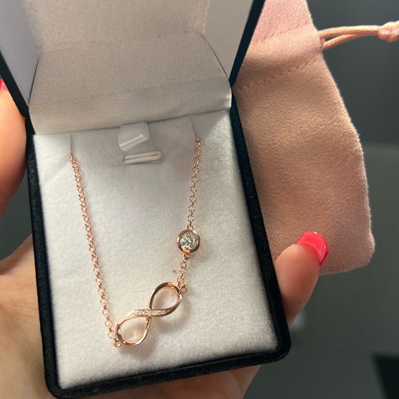 Infinity charm bracelet moissanite - Picture 4 of 14